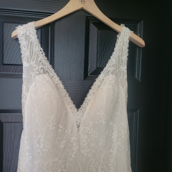 BHLDN Lace Wedding Dress - Picture 5 of 9